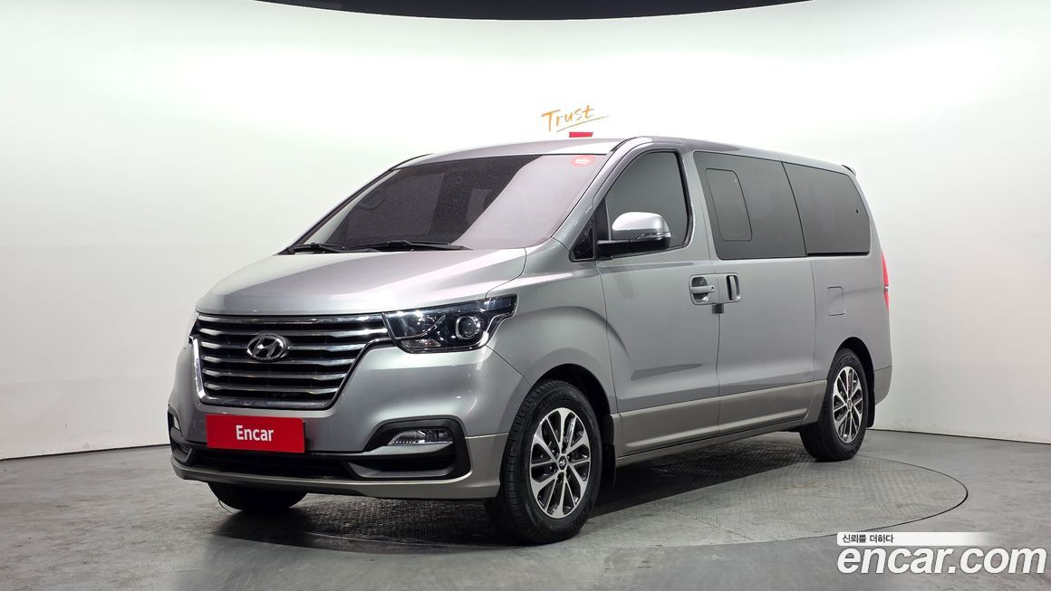 Hyundai Starex 2019