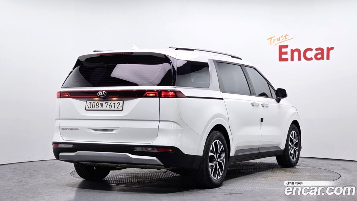 Kia Canival 2021