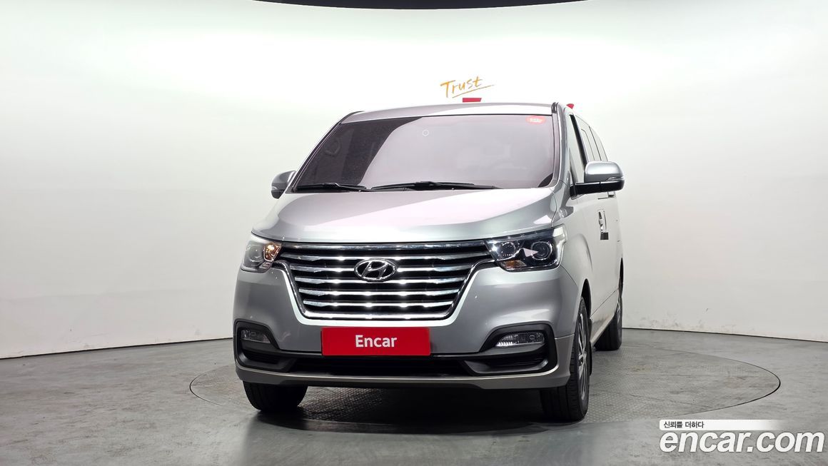 Hyundai Starex 2019