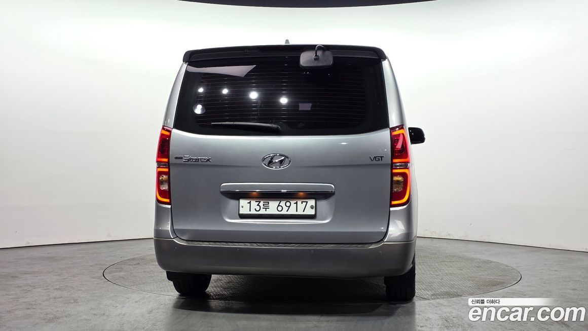 Hyundai Starex 2019