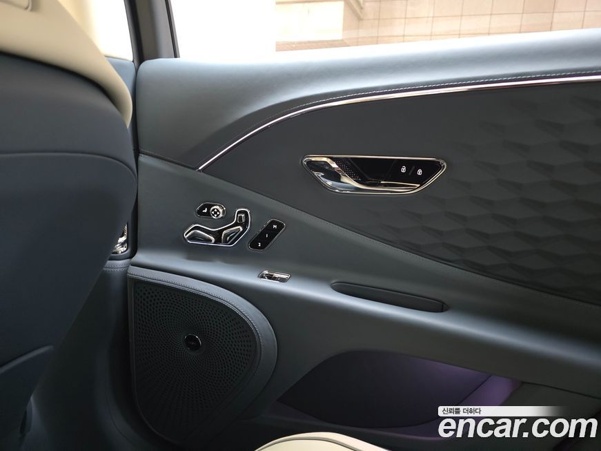 Bentley Flying Spur 2026