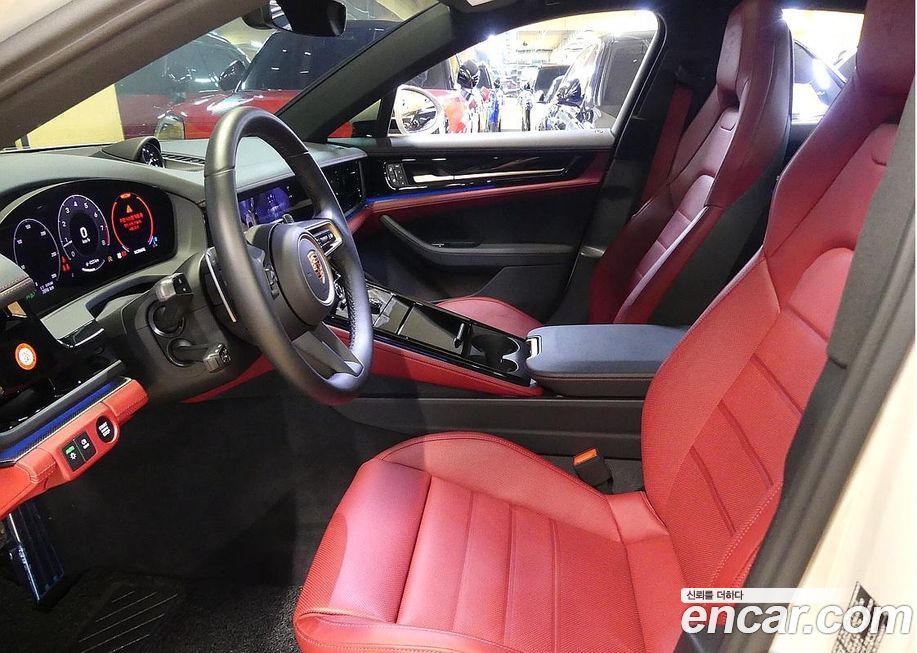 Porsche Panamera 2025