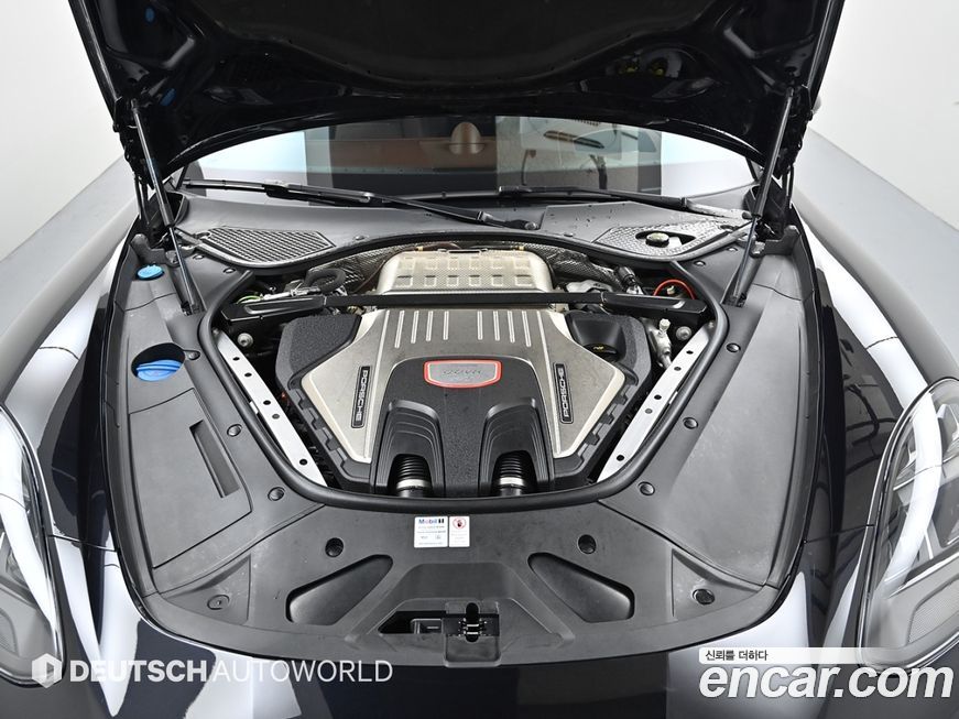 Porsche Panamera 2022