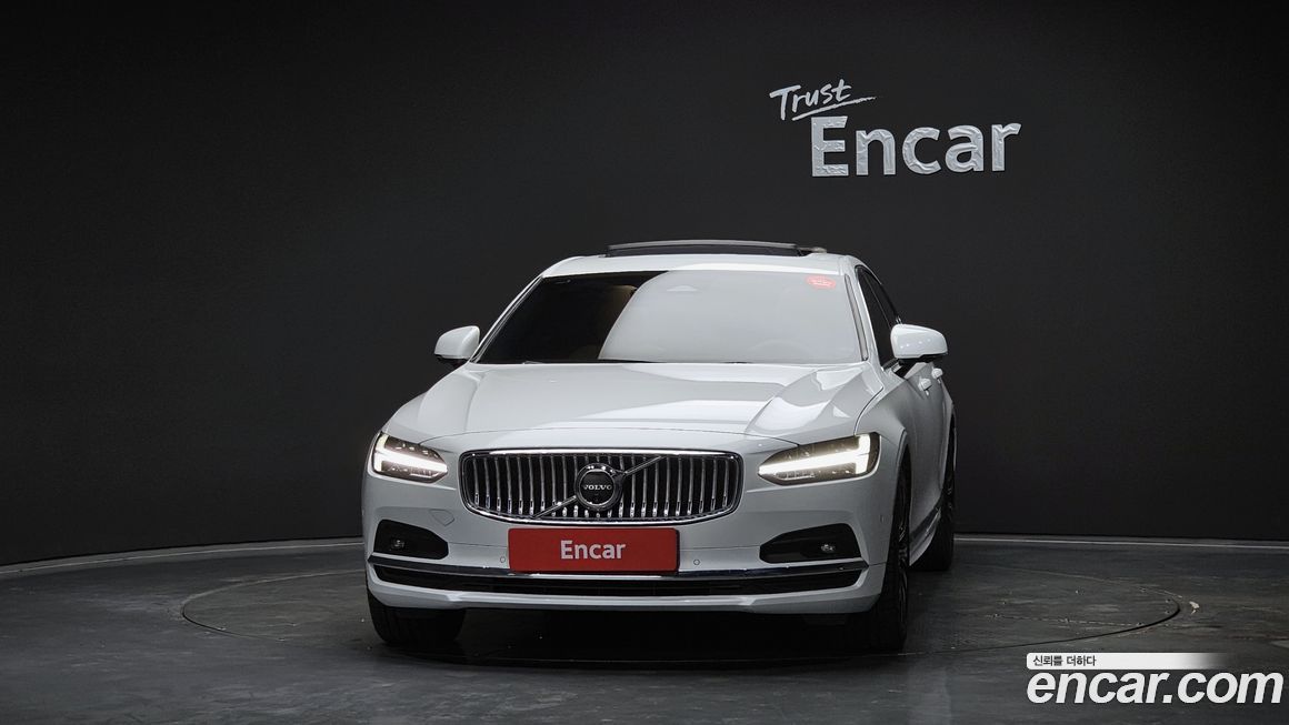 Volvo S90 2024