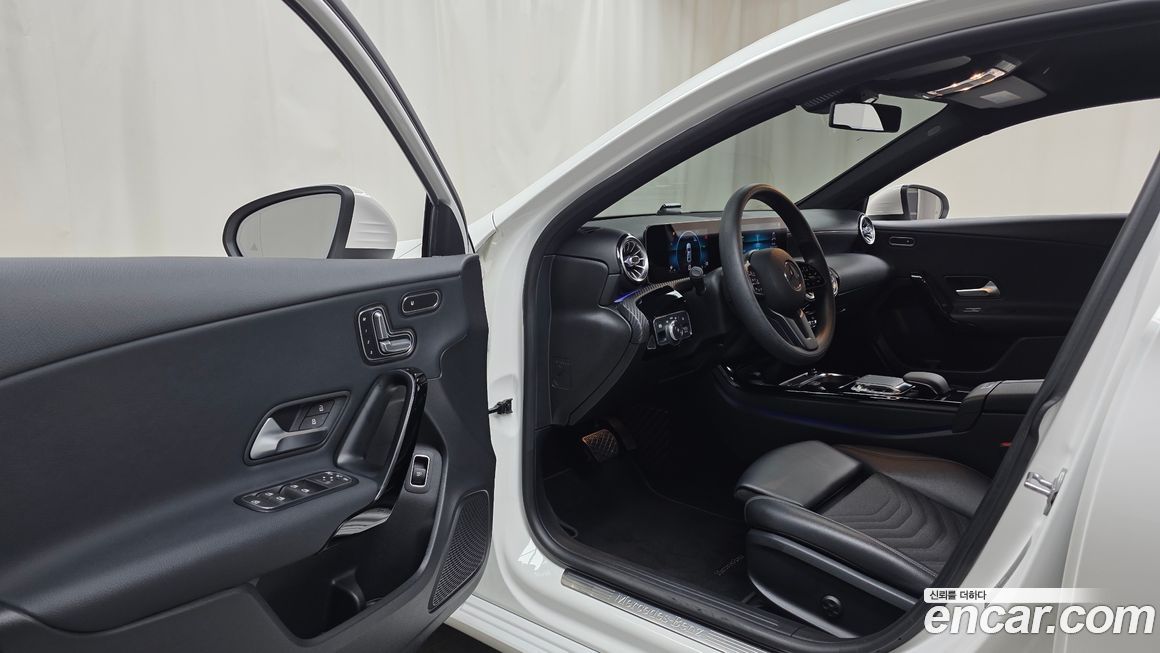 Mercedes-Benz A-Class 2020