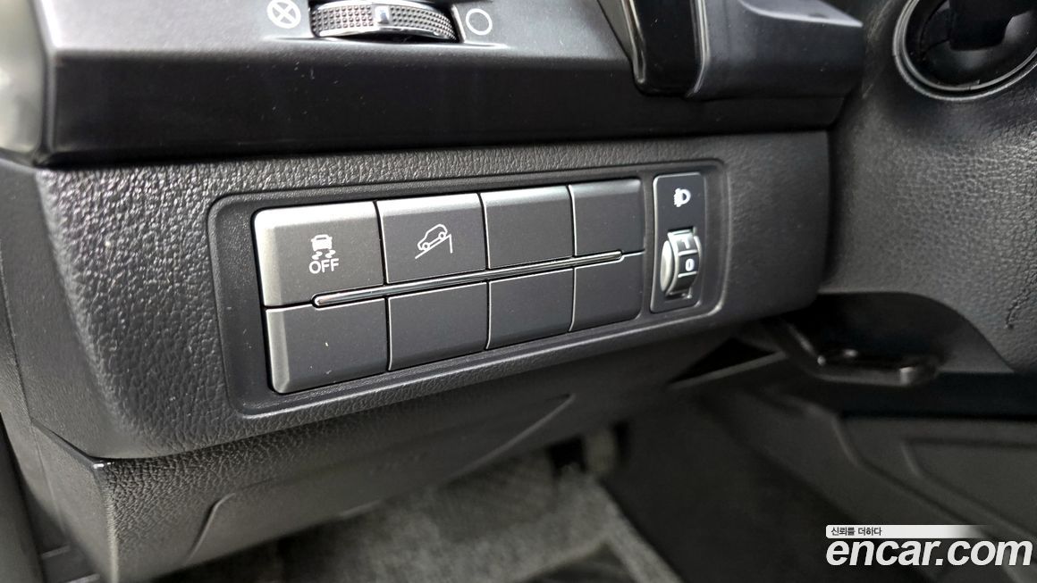 KG_Mobility_Ssangyong Rexton 2020