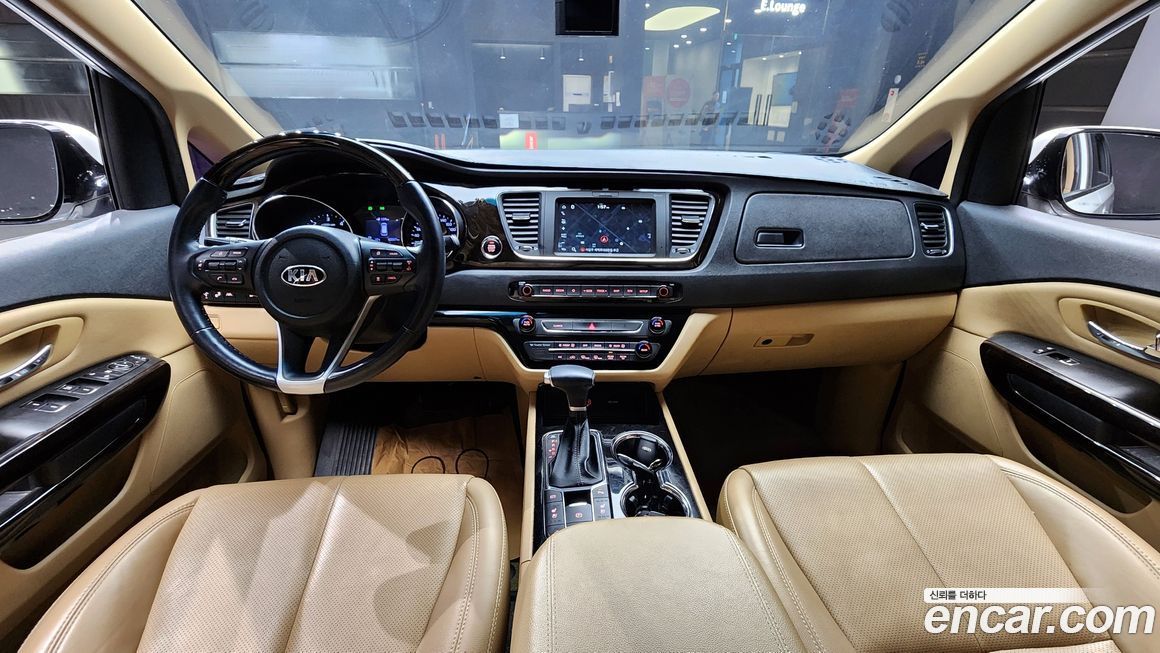 Kia Canival 2019
