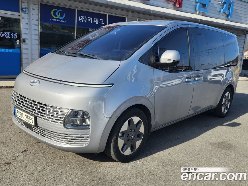 Hyundai Staria 2022