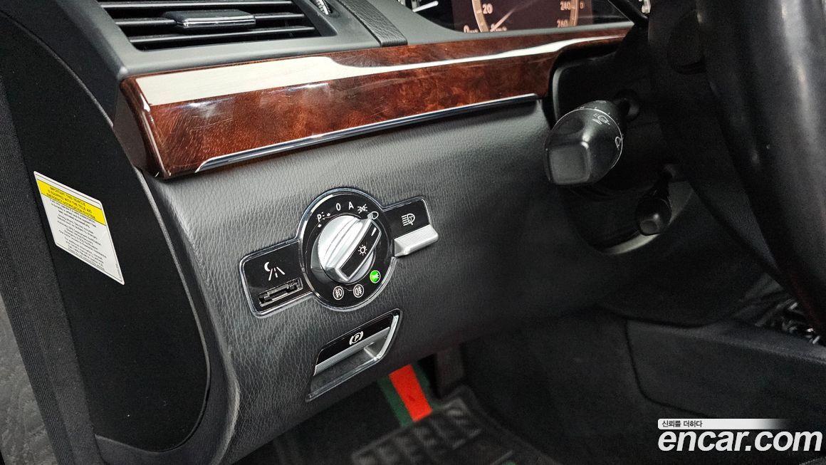 Mercedes-Benz S-Class 2007