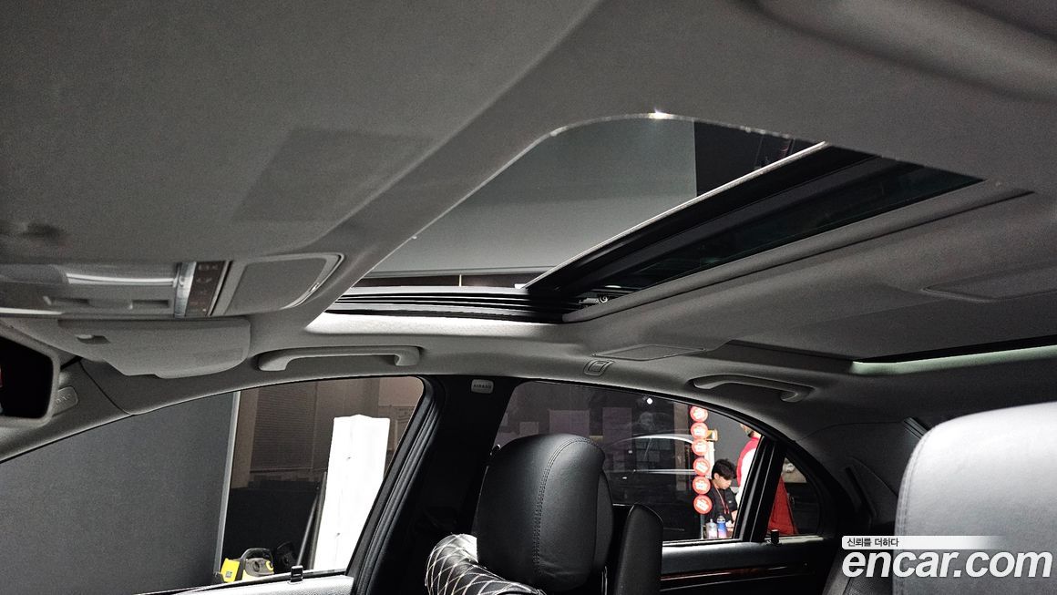 Mercedes-Benz S-Class 2007