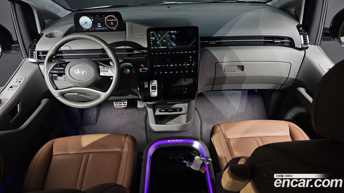Hyundai Staria 2025