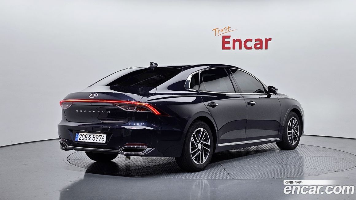 Hyundai Grandeur 2022