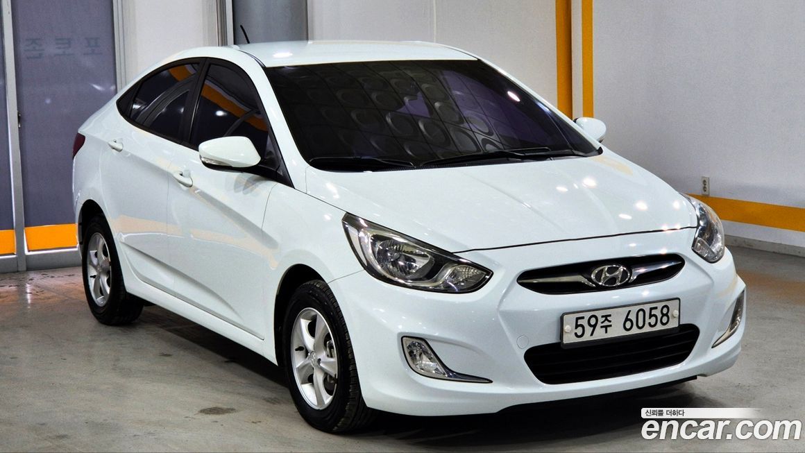 Hyundai Accent 2012