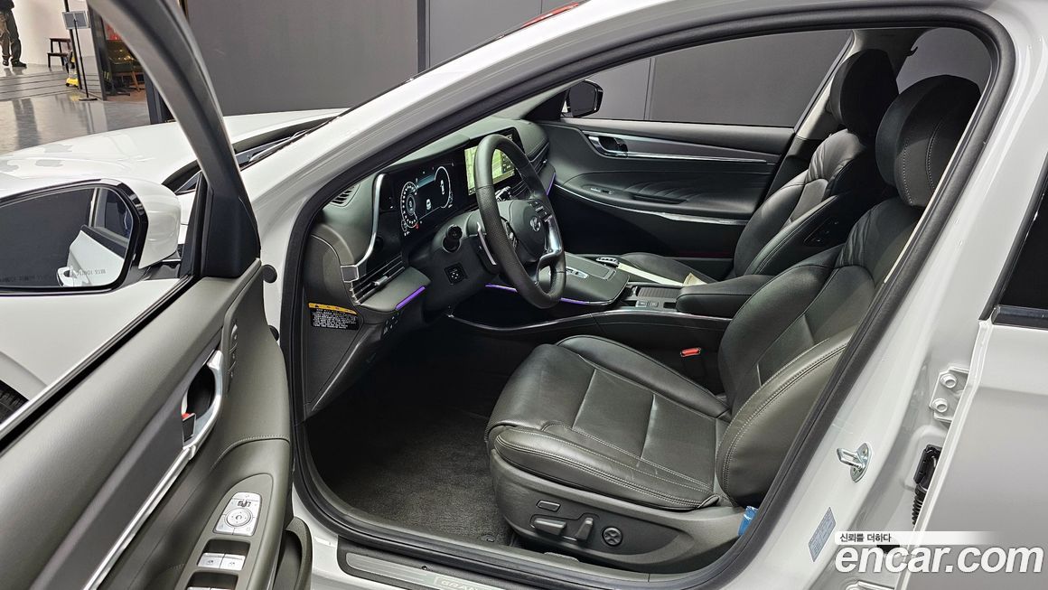 Hyundai Grandeur 2020