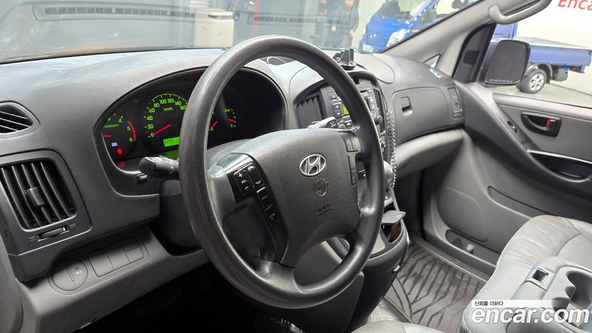 Hyundai Starex 2015