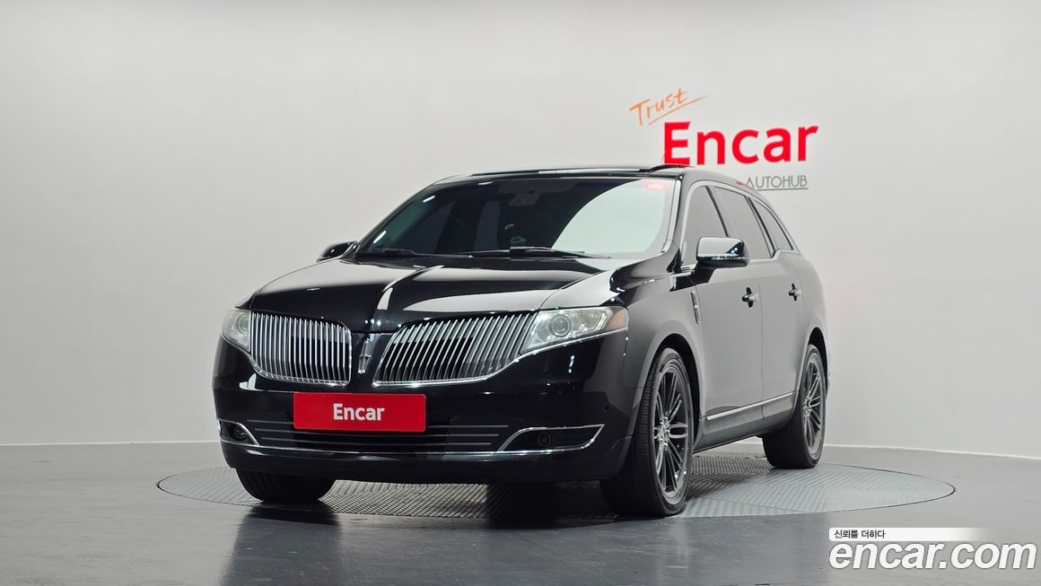 Lincoln MKT 2014