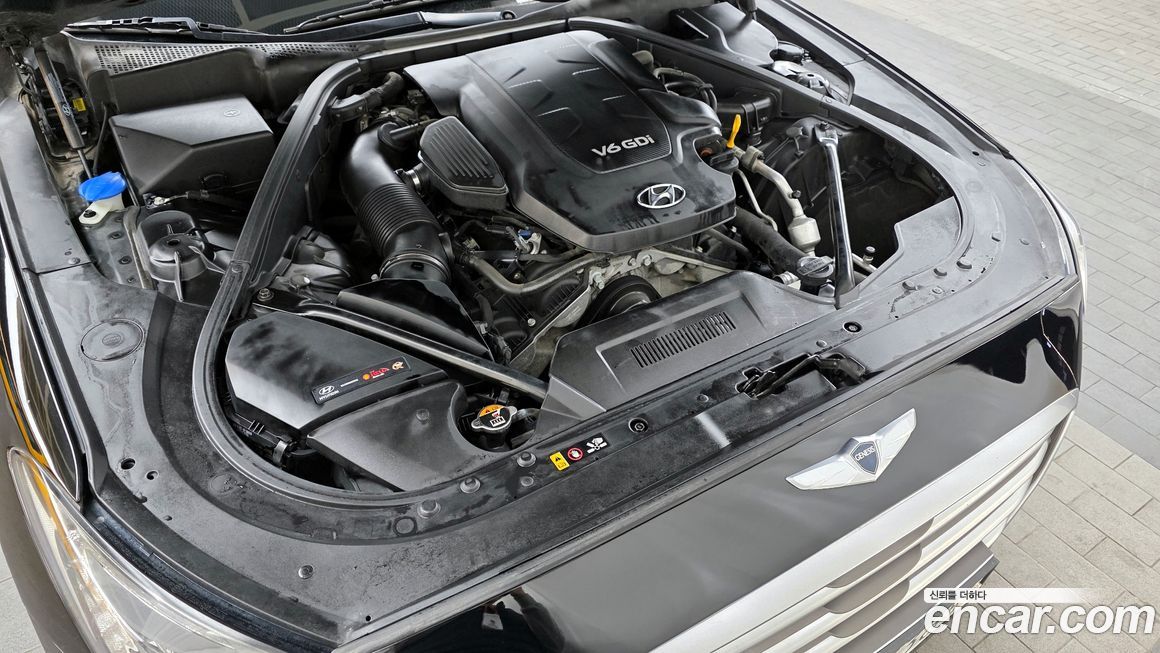 Hyundai Genesis 2014