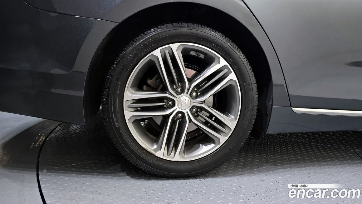 Hyundai Grandeur 2019