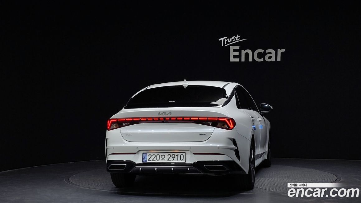 Kia K5 2023