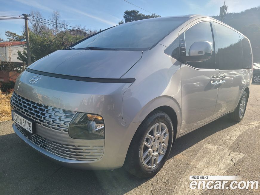 Hyundai Staria 2022
