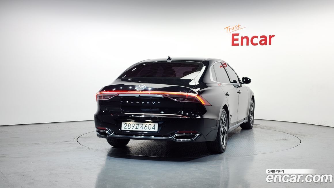 Hyundai Grandeur 2021