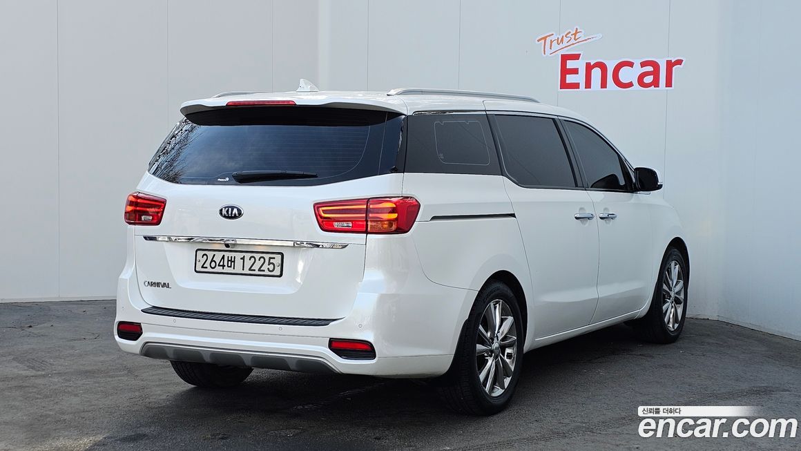 Kia Canival 2020