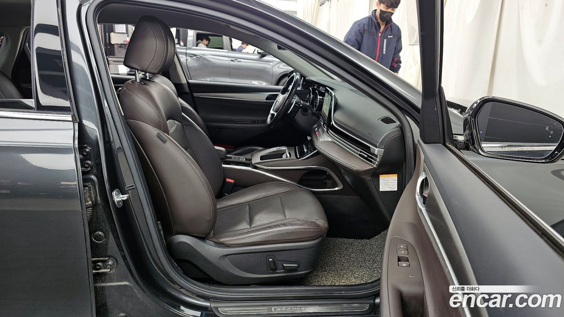 Hyundai Grandeur 2021