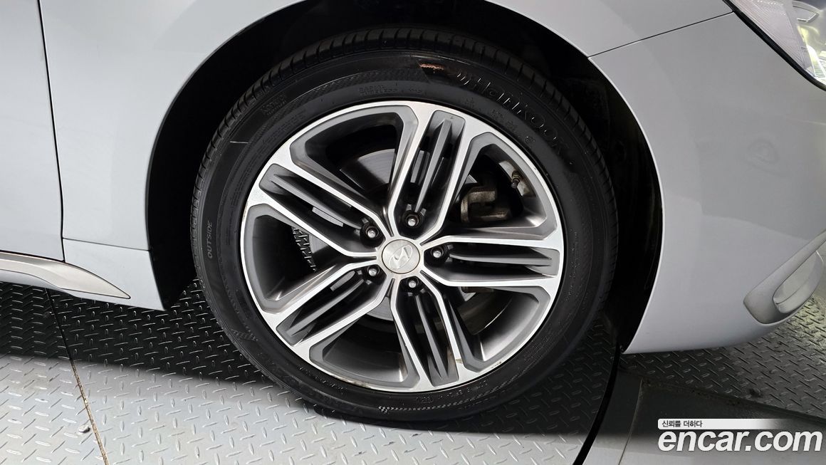 Hyundai Grandeur 2017