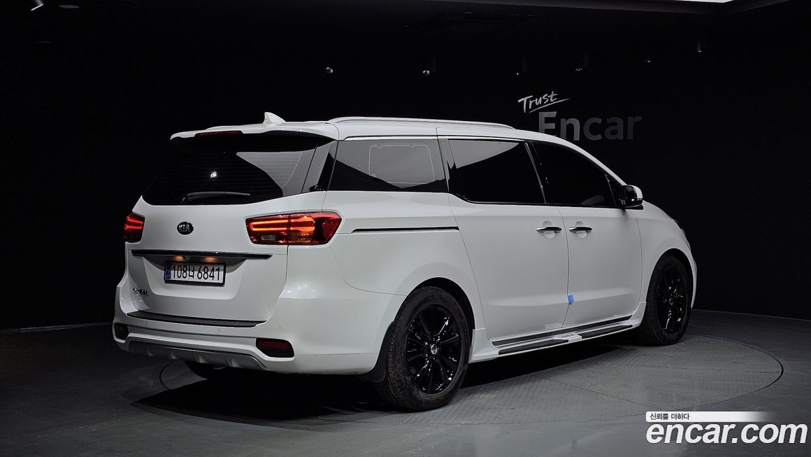 Kia Canival 2020