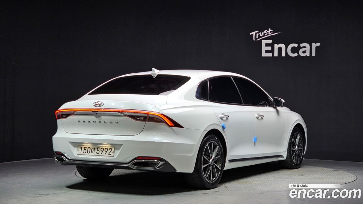 Hyundai Grandeur 2022