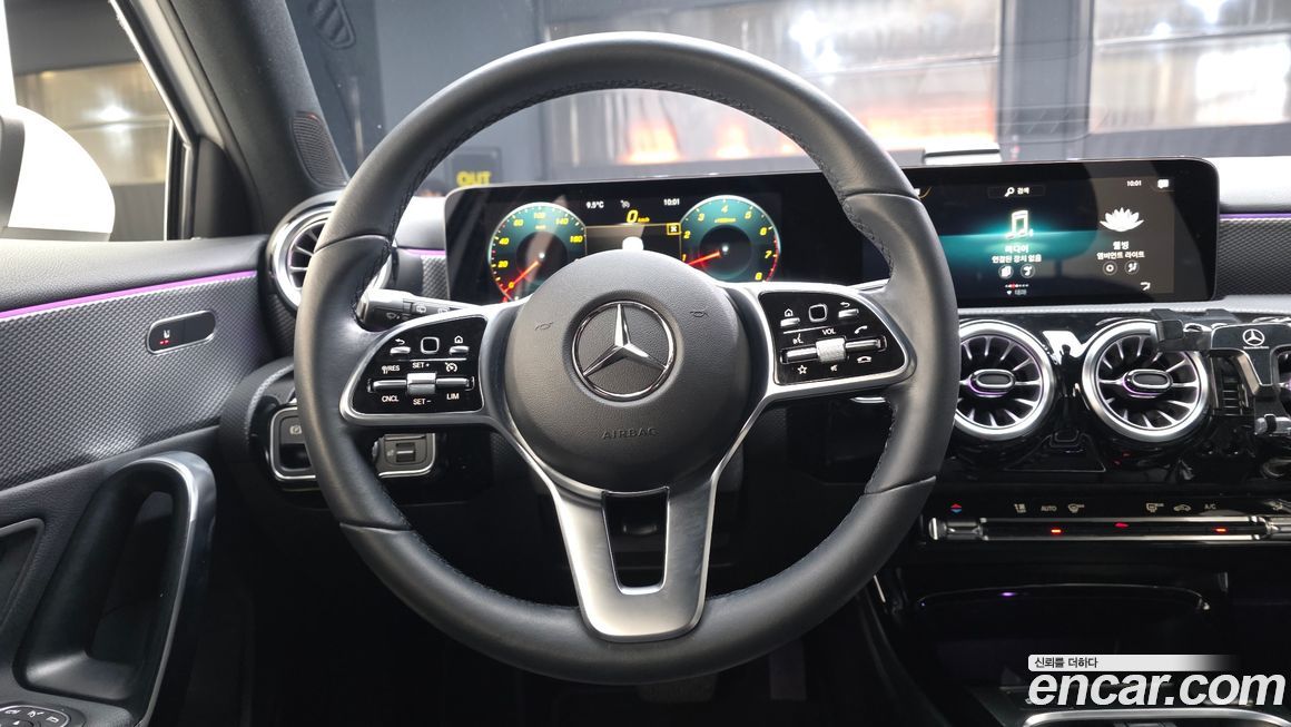 Mercedes-Benz A-Class 2022