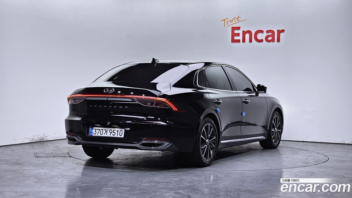 Hyundai Grandeur 2022