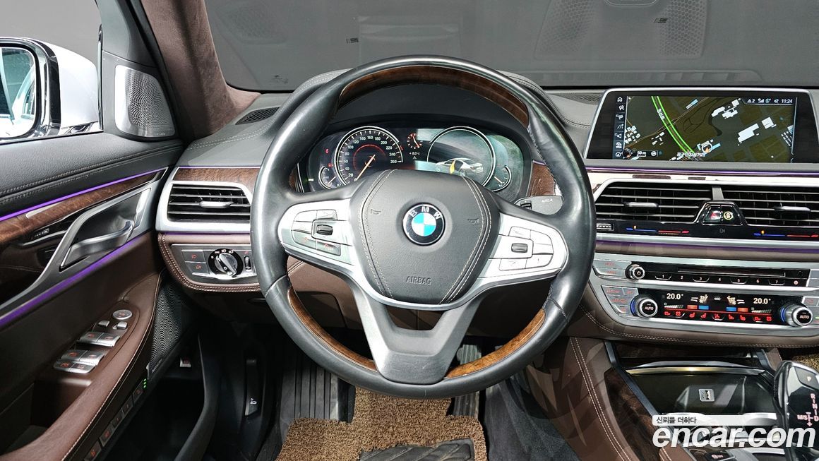 BMW 7-Series 2016