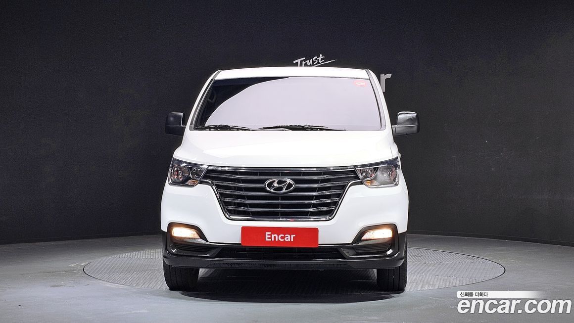 Hyundai Starex 2021