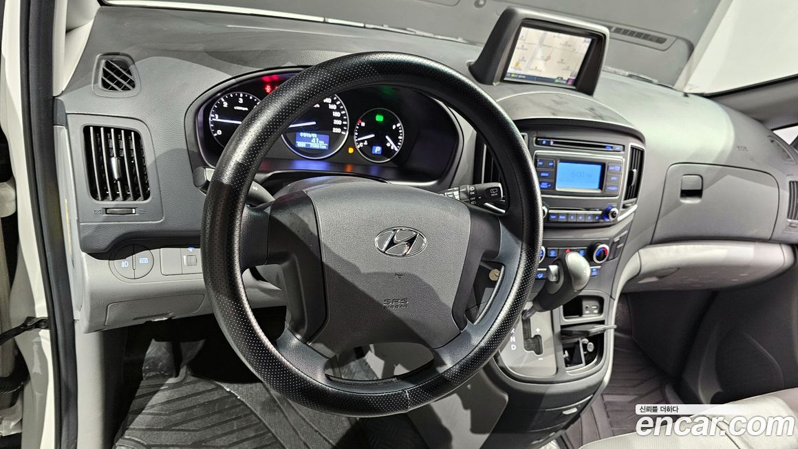 Hyundai Starex 2021