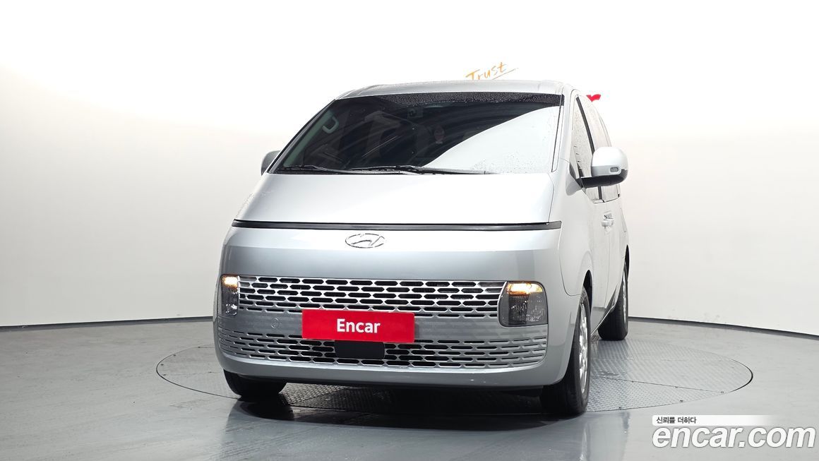 Hyundai Staria 2023