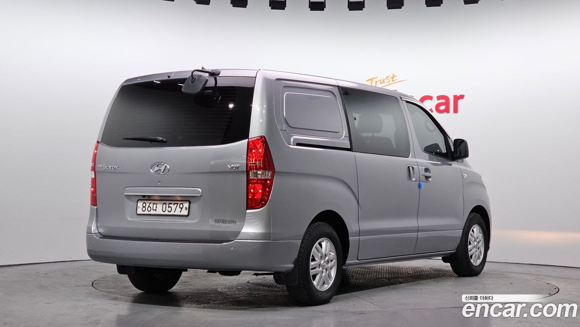 Hyundai Starex 2020