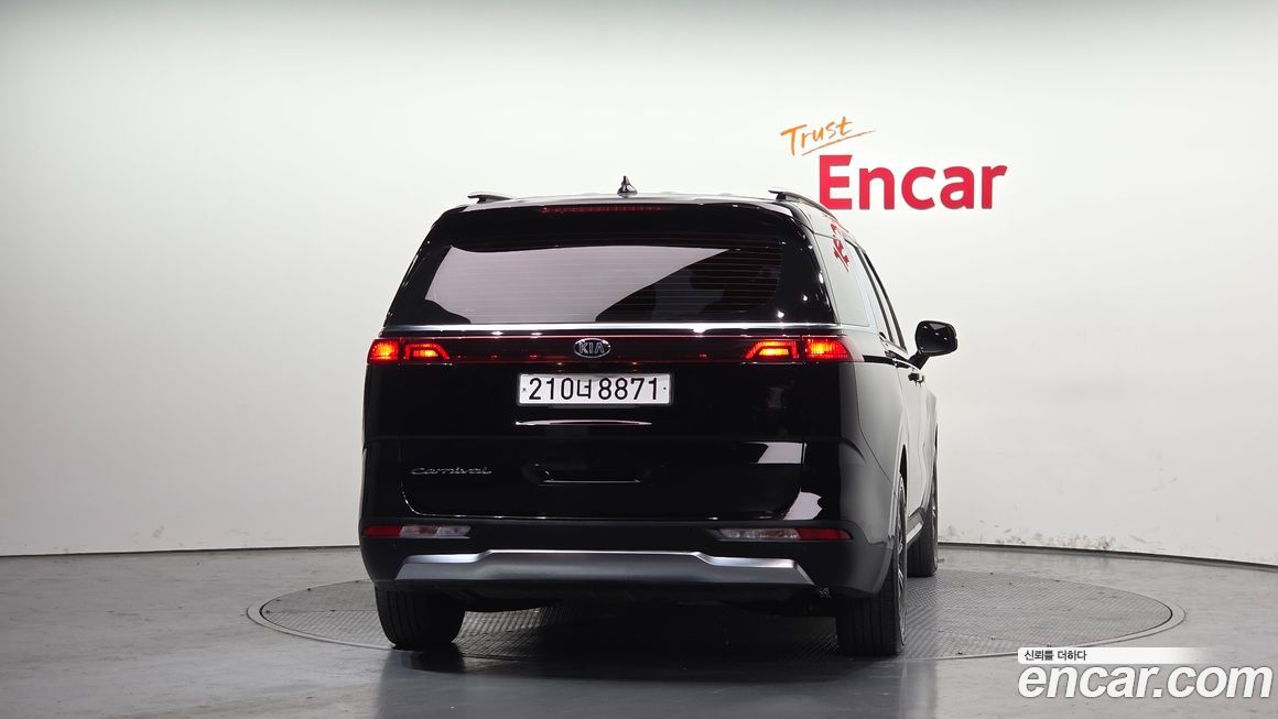 Kia Canival 2021