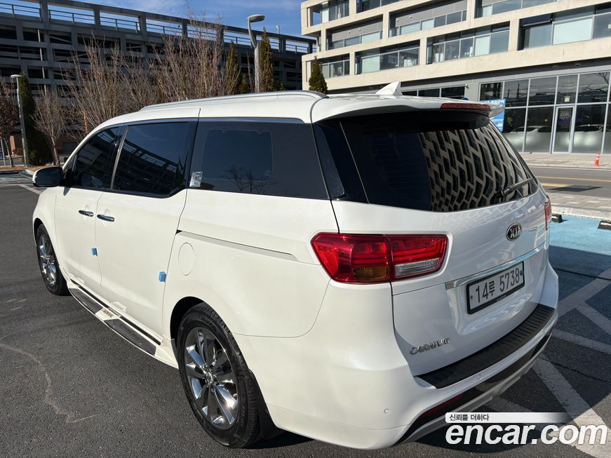 Kia Canival 2018