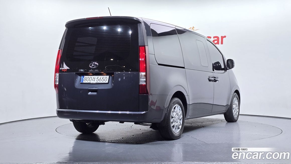 Hyundai Staria 2023