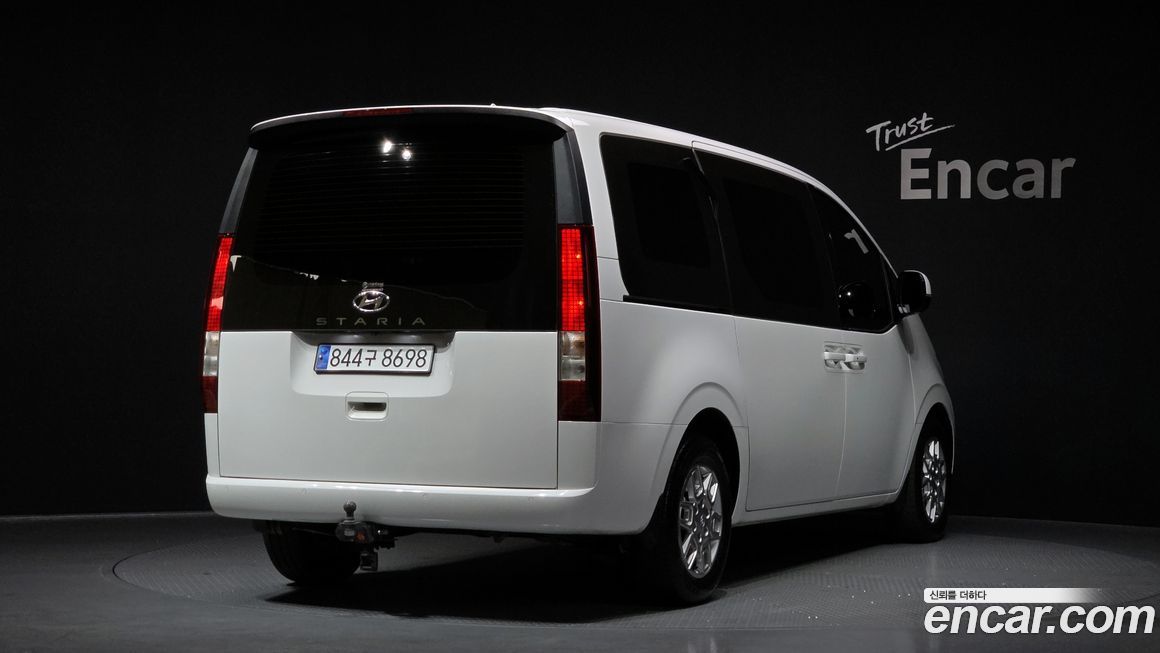 Hyundai Staria 2023
