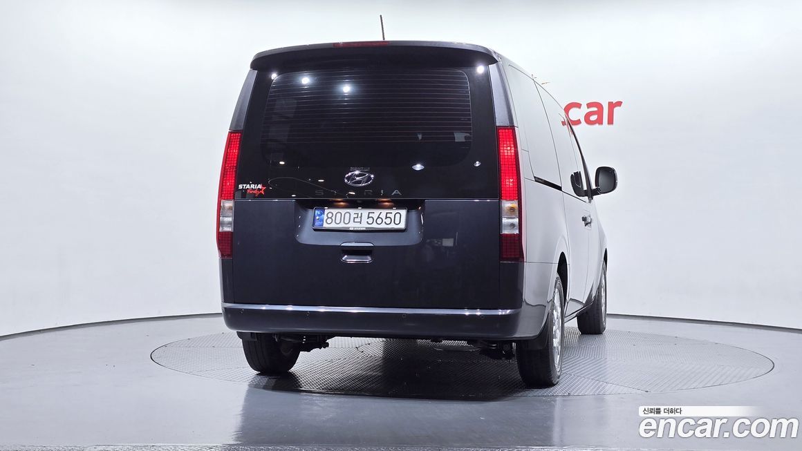 Hyundai Staria 2023