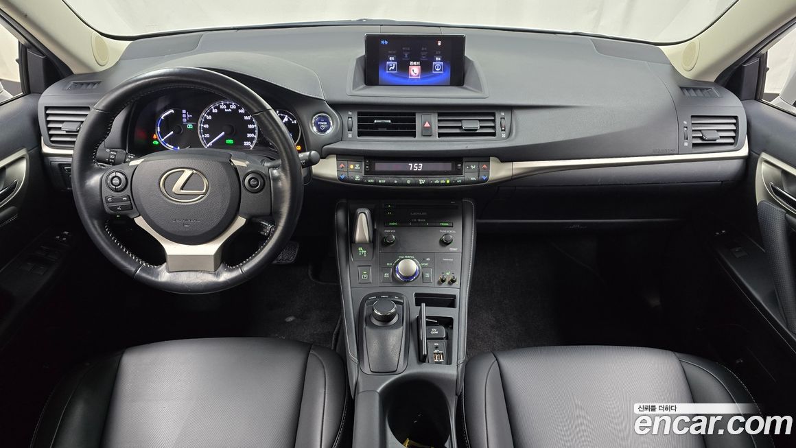 Lexus CT200h 2016