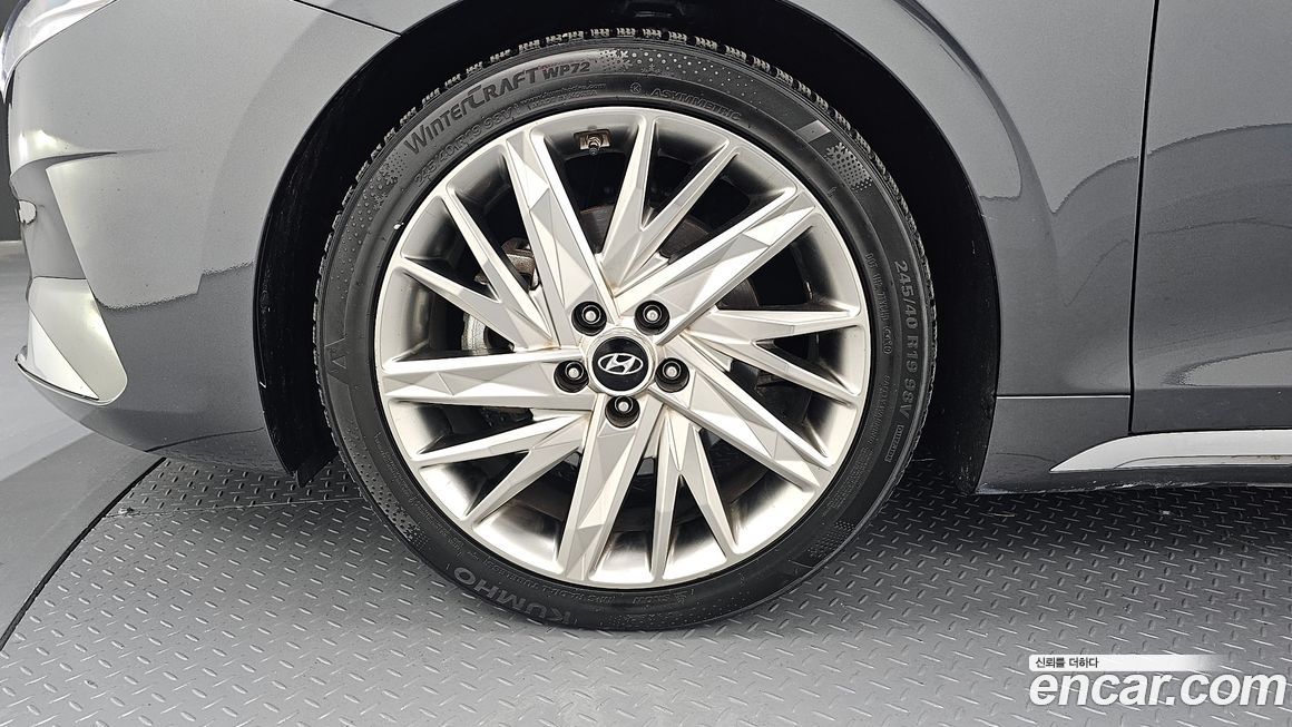 Hyundai Grandeur 2021