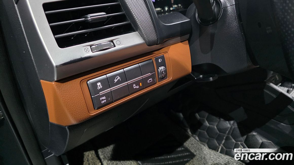 KG_Mobility_Ssangyong Rexton 2018