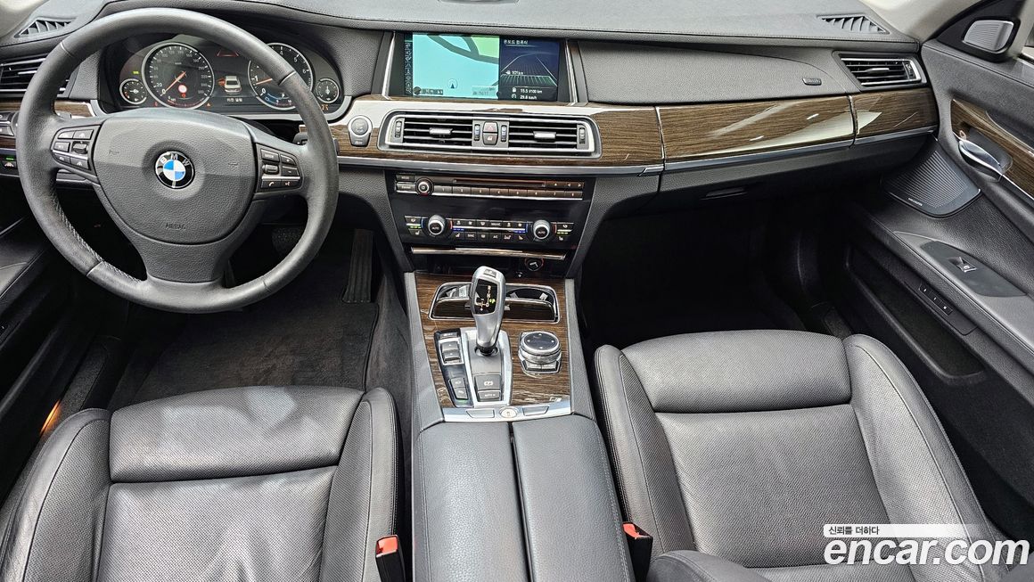 BMW 7-Series 2014