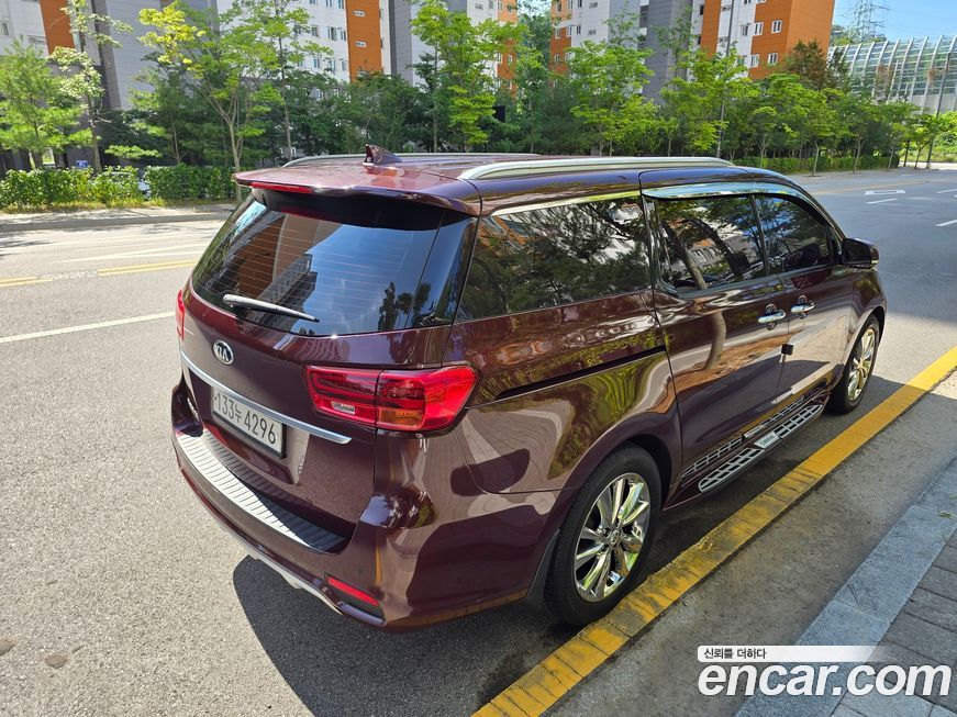 Kia Canival 2019