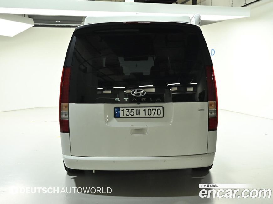 Hyundai Staria 2023