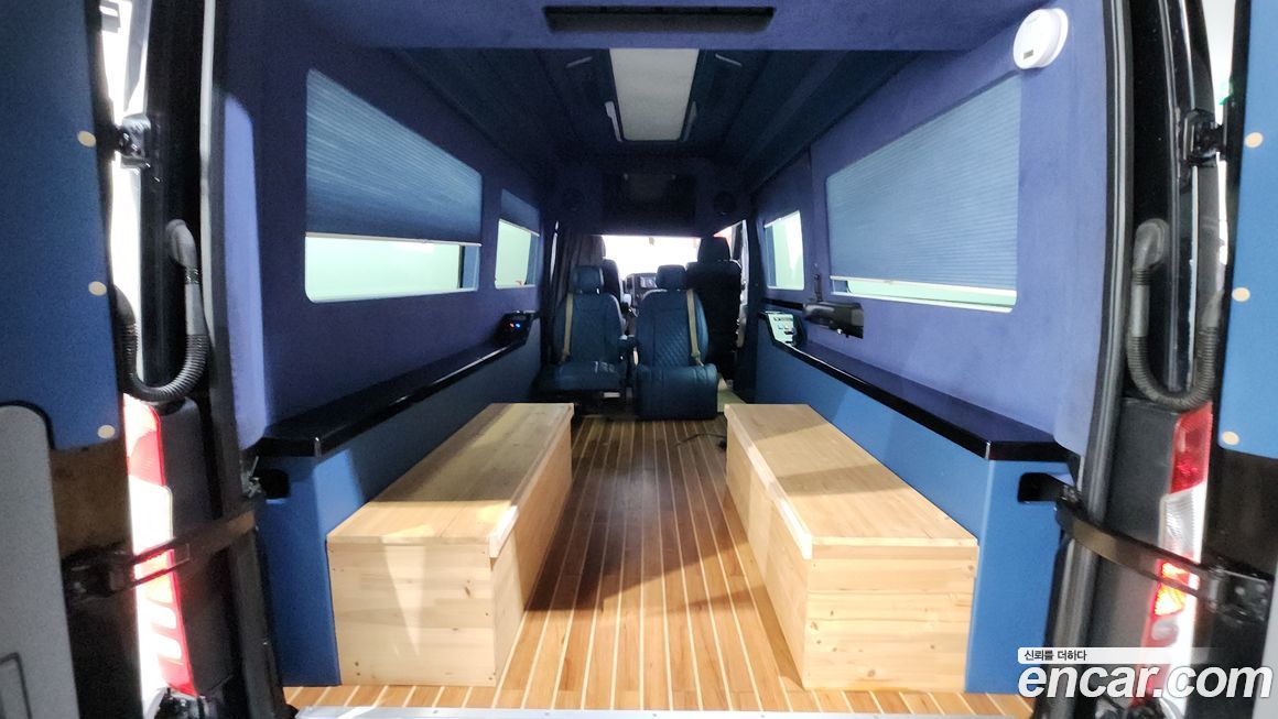 Mercedes-Benz Sprinter 2012