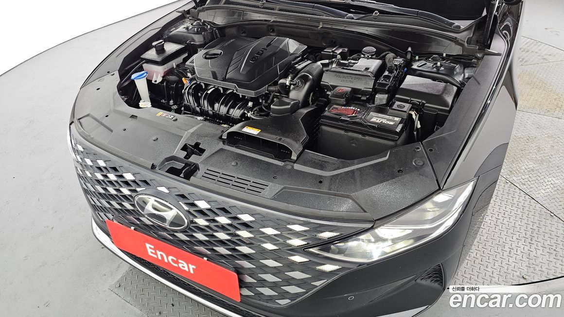 Hyundai Grandeur 2022